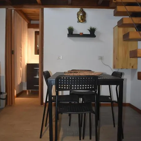 Nyaraló Casa Rustica Charco Del Viento