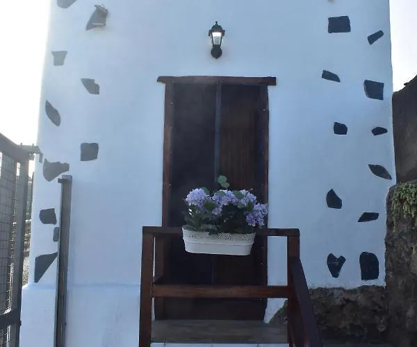 Nyaraló Casa Rustica Charco Del Viento *